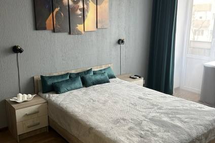 Квартира на сутки, часы